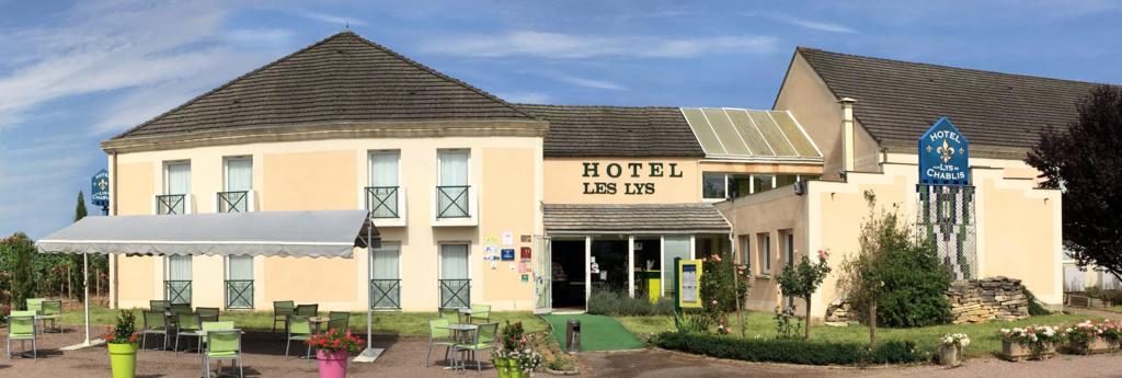 Aux Lys De Chablis Hotell Exteriör bild